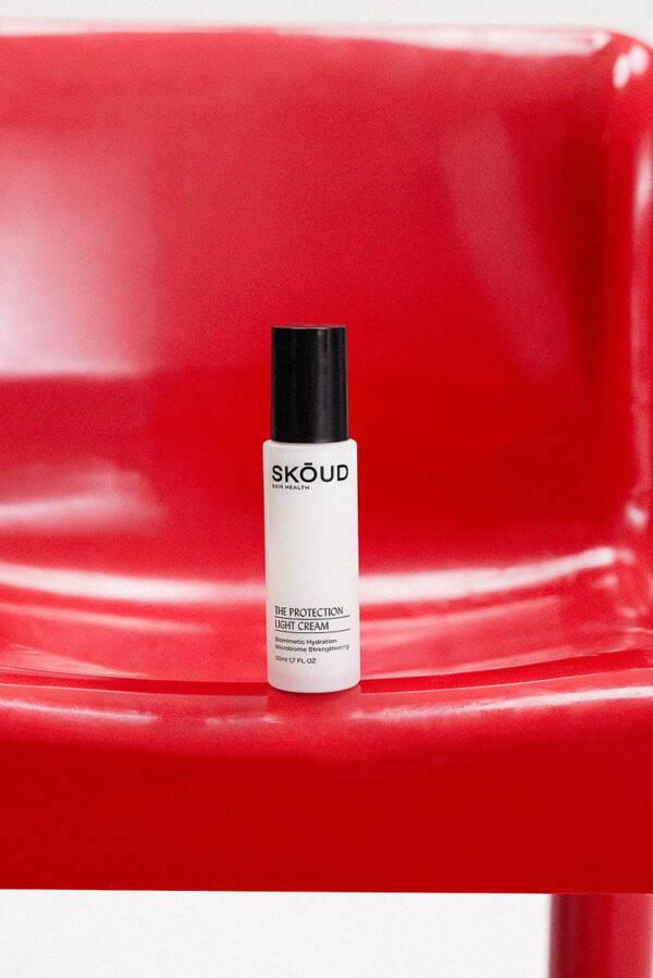 SKŌUD the protection light cream
