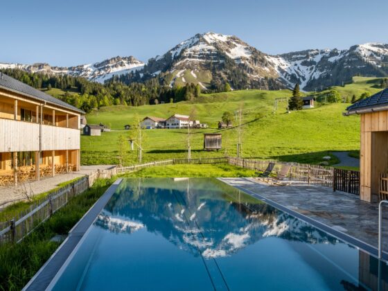 Der Welt ein Stück entrückt: Top 5 Charmingplaces 2026 mit Wow-Lage in den Bergen