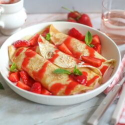 Rezept Österreich - Palatschinken mit Erdbeeren