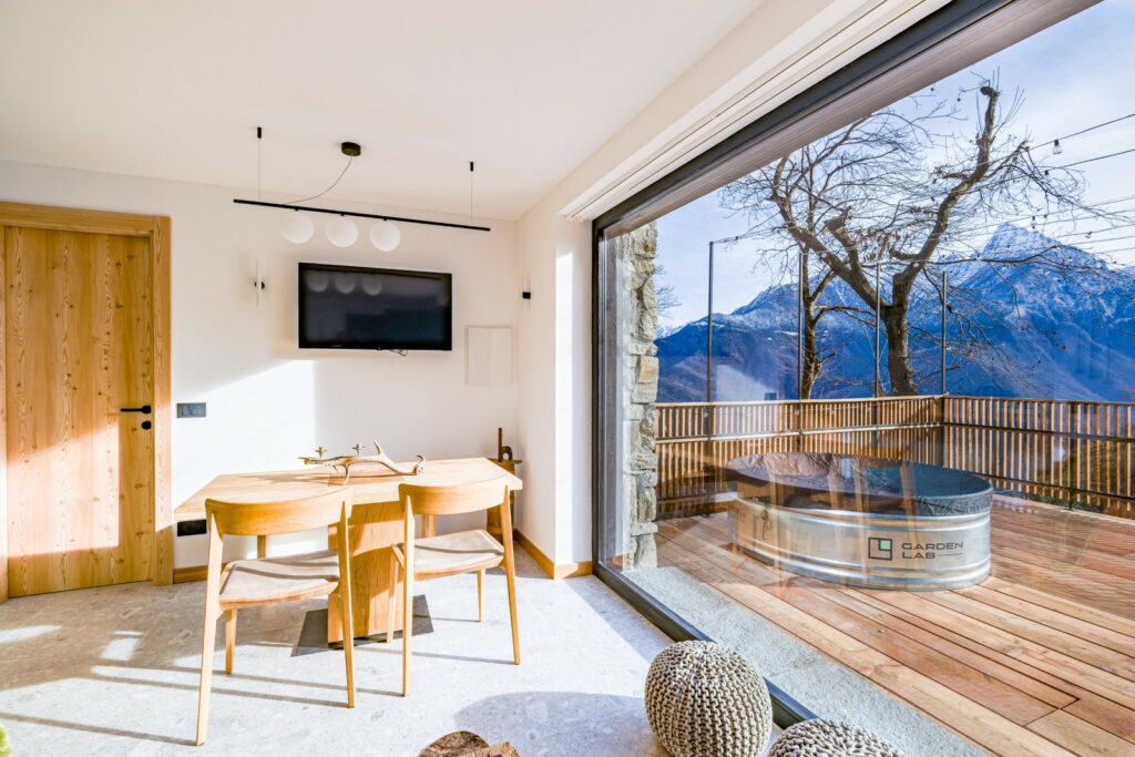 Hunum Chalets Chiavenna - Baita