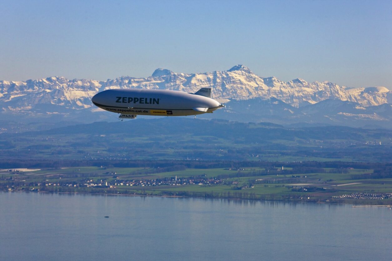 Erlebnistipp Zeppelinflug am Bodensee - eine Zeitreise in Friedrichshafen