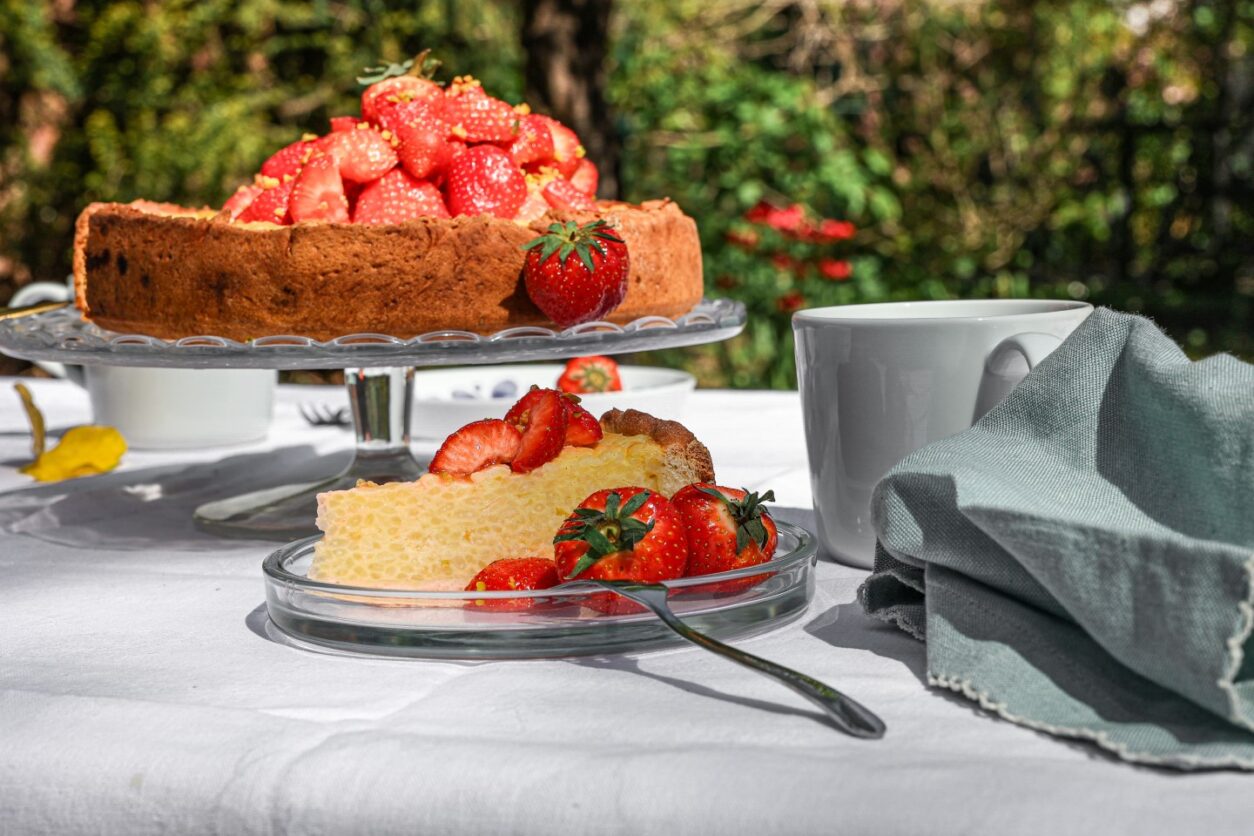 Rezept Holländischer Reiskuchen - Rijstevlaai mit Erdbeeren und Pistazien