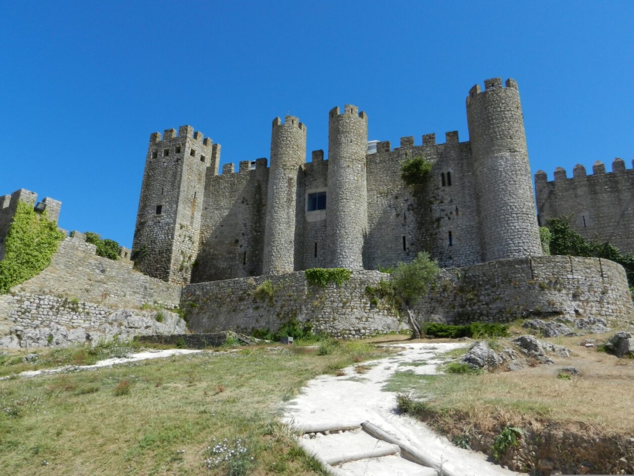 Erlebnistipp Rundreise durch Portugal - Obidos