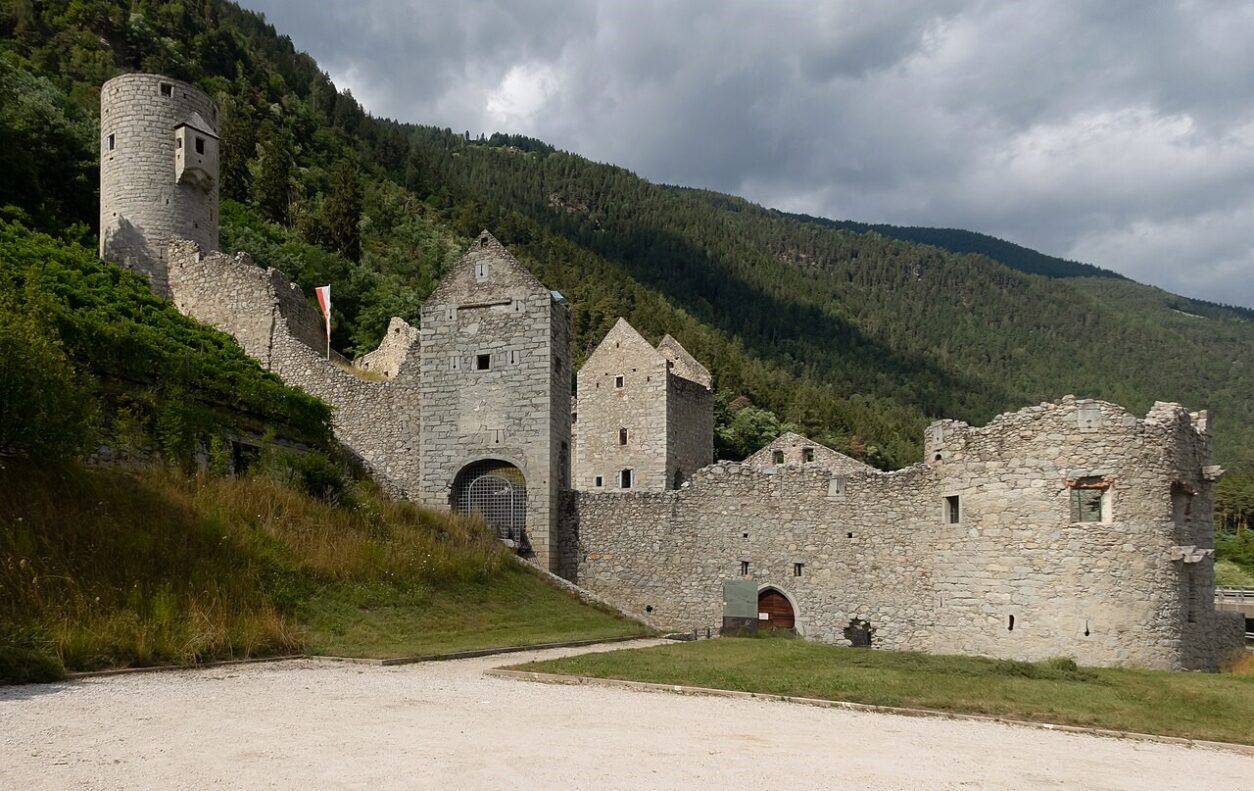 Reisetipps Südtirol in Eisacktal und Pustertal - Mühlbacher_Klause
