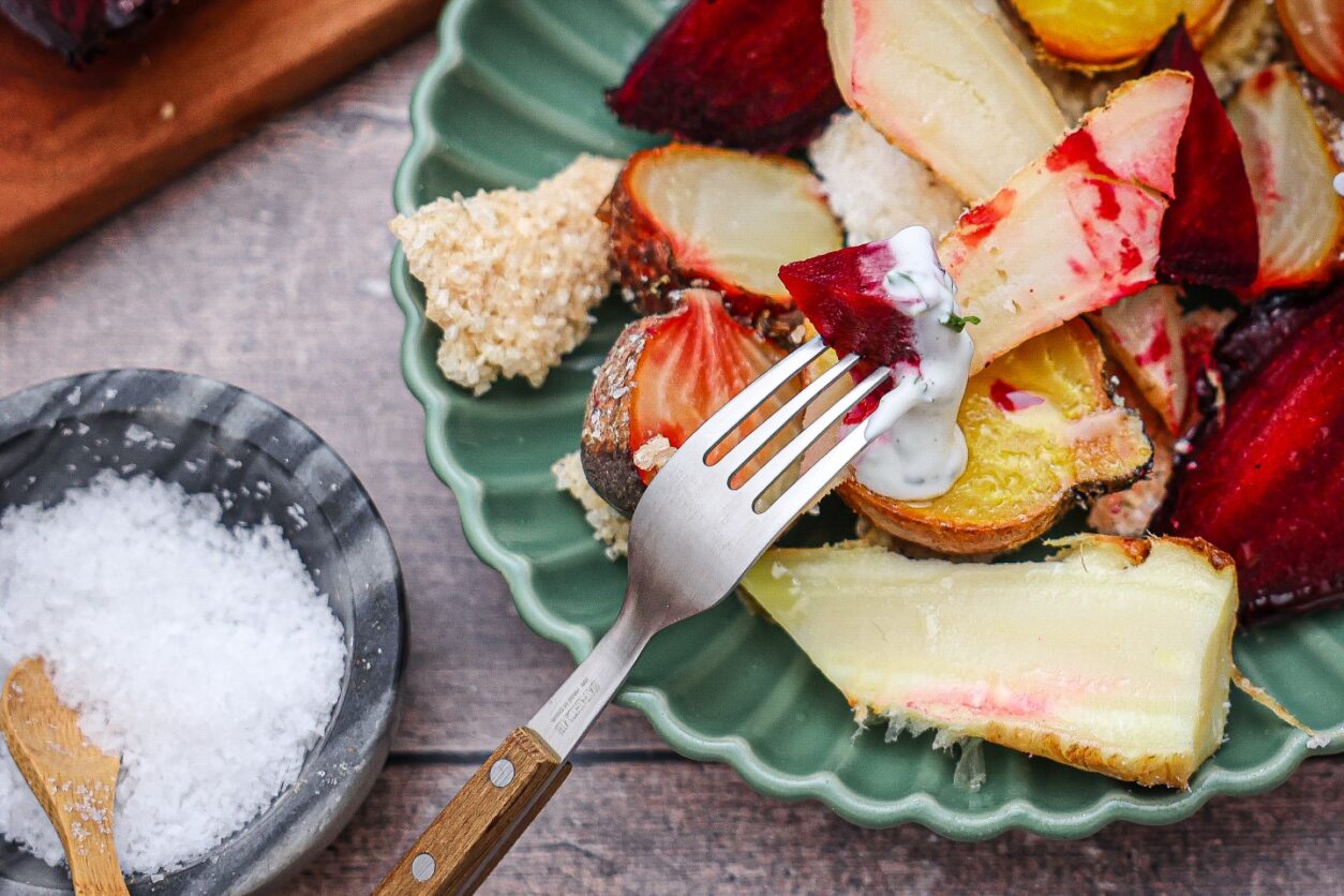 Winter-Wurzelgemüse im Salzmantel - Rezept Salzburger Land