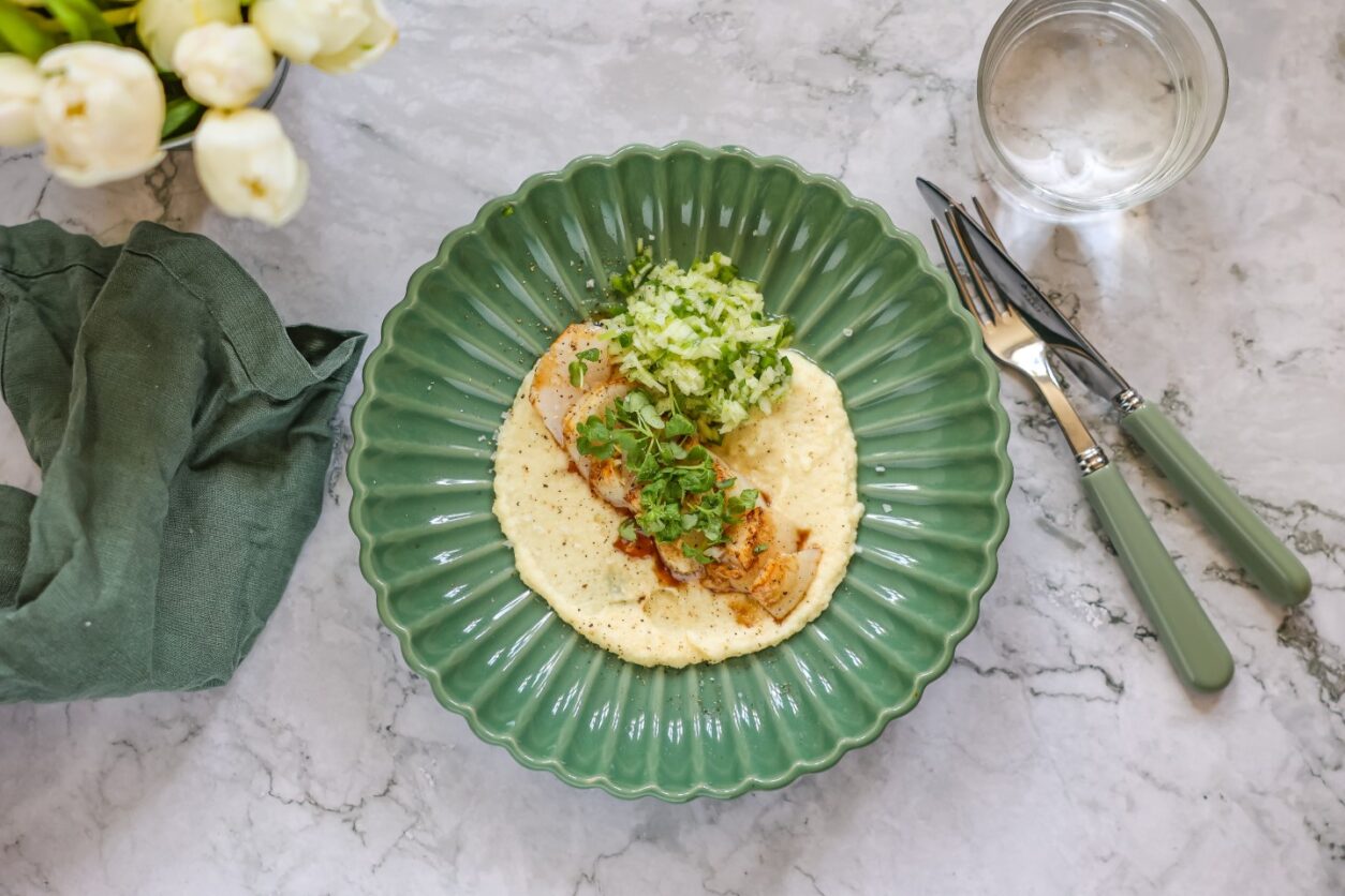 Rezept Jakobsmuscheln auf Sellerie-Crème mit Apfel-Salsa