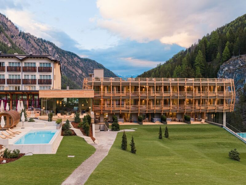 Stilvolles Wellnesshotel in Südtirol mit Panorama & Design