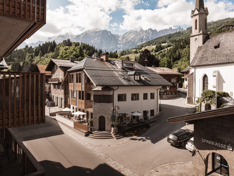 Design-Boutiquehotel im Salzburger Land mit Rooftop-Spa & Gourmetküche