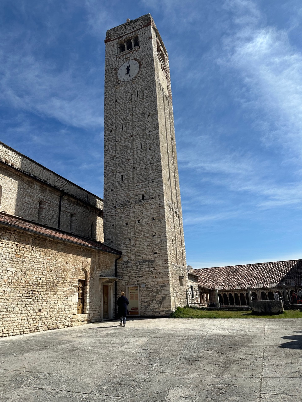 Tipps Gardasee Ostufer - Kirchturm von San Giorgio