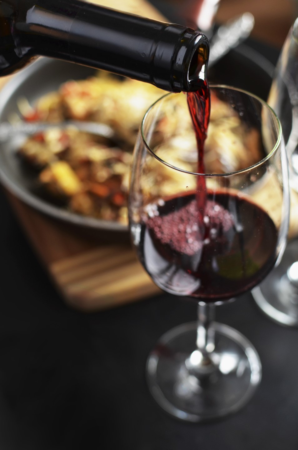 Ferienwohnungen Italien Herbst - Glas Rotwein